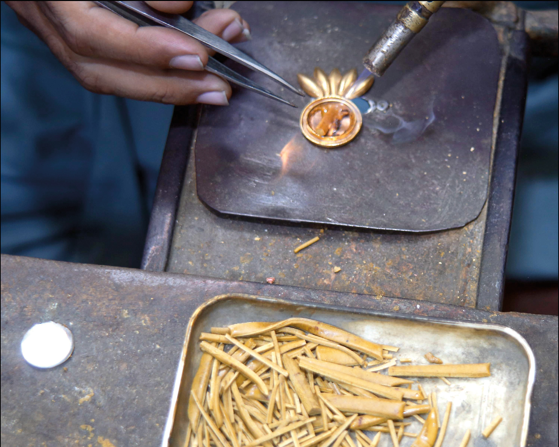 HUR Jewelry